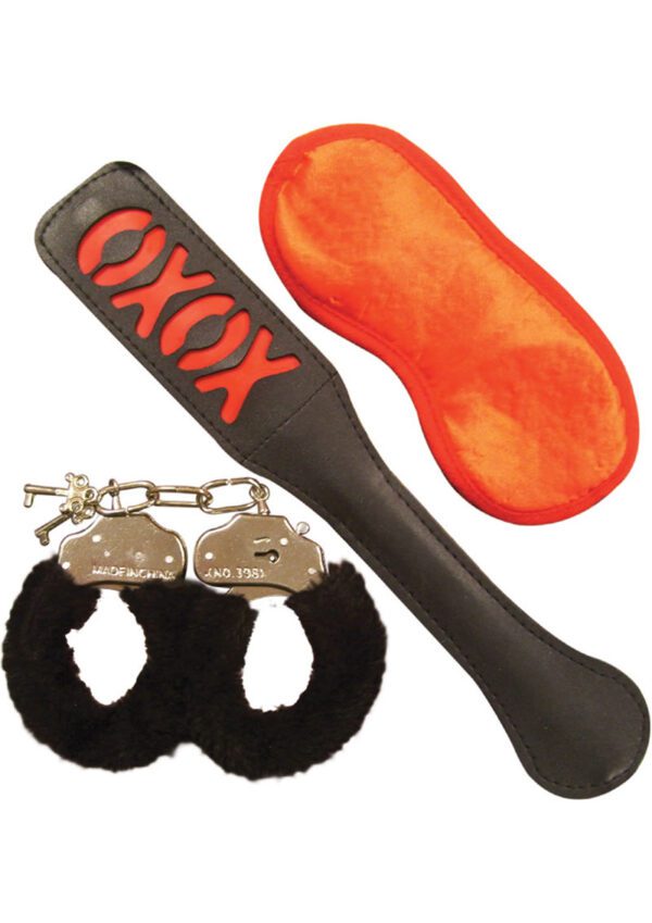 Don`t let your naughty lover run around unchecked! With this fun kit