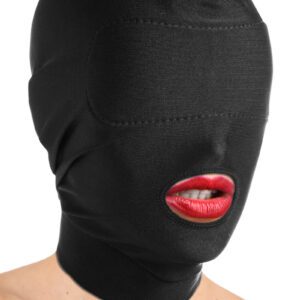 This lightweight hood is designed to be comfortable