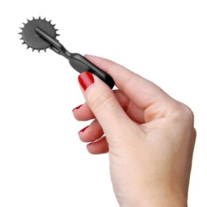 it is a great way for everyone to enjoy thrilling sensation play.Measurements: 3.25 inches in length