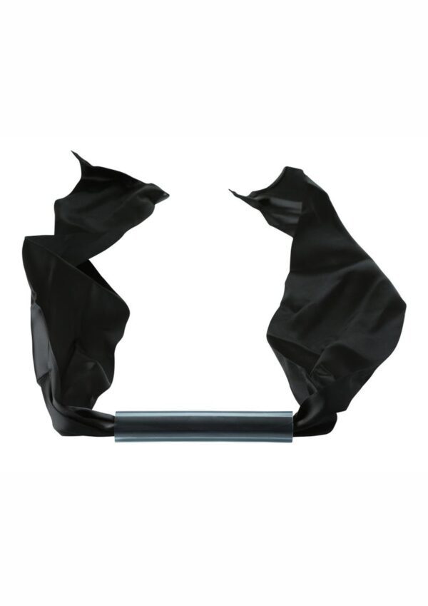 Bit gag is pliable for beginners and sturdy for advanced playSilky sash ties comfortably and fits all couplesSlide out the bit gag and use sash alone for gag or restraint playWashes easily by hand