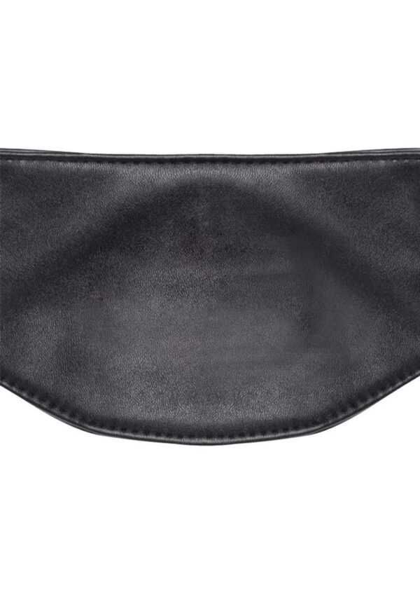 and includes 2 rubber holder rings. Perfect for new initiates just discovering the joys of deep penetration