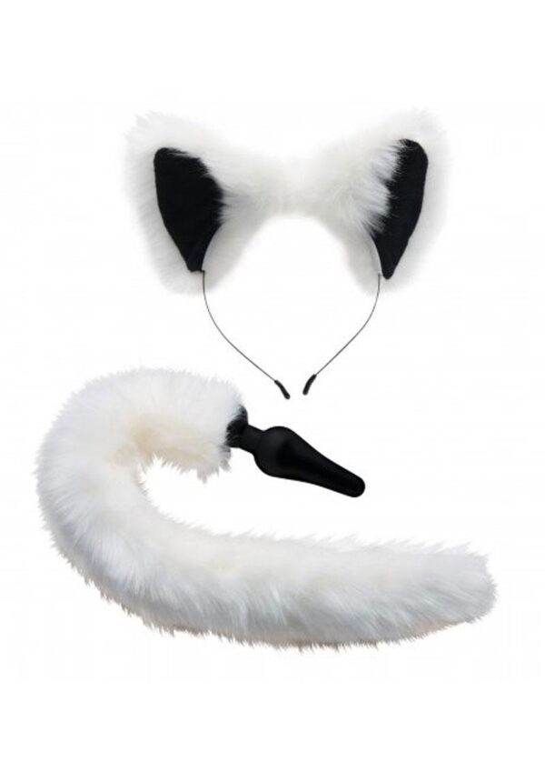 Feeling foxy? Release your inner animal with these stimulating accessories. Transform into a sexy beast for your partner with this flirtatious set of ears and a tail plug. The ultra soft and fluffy faux fur is so irresistible that your lover will not be able to keep their hands off of you. The tapered plug is smooth and narrow for an easy and comfortable ion. Made of premium silicone