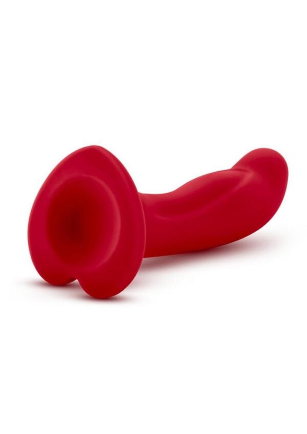 platinum cured silicone. The silky-smooth shaft is 6.25 inches in length (5.25 inches of able length) and measures 1.5 inches in diameter at its widest point. Jezebel is non-porous