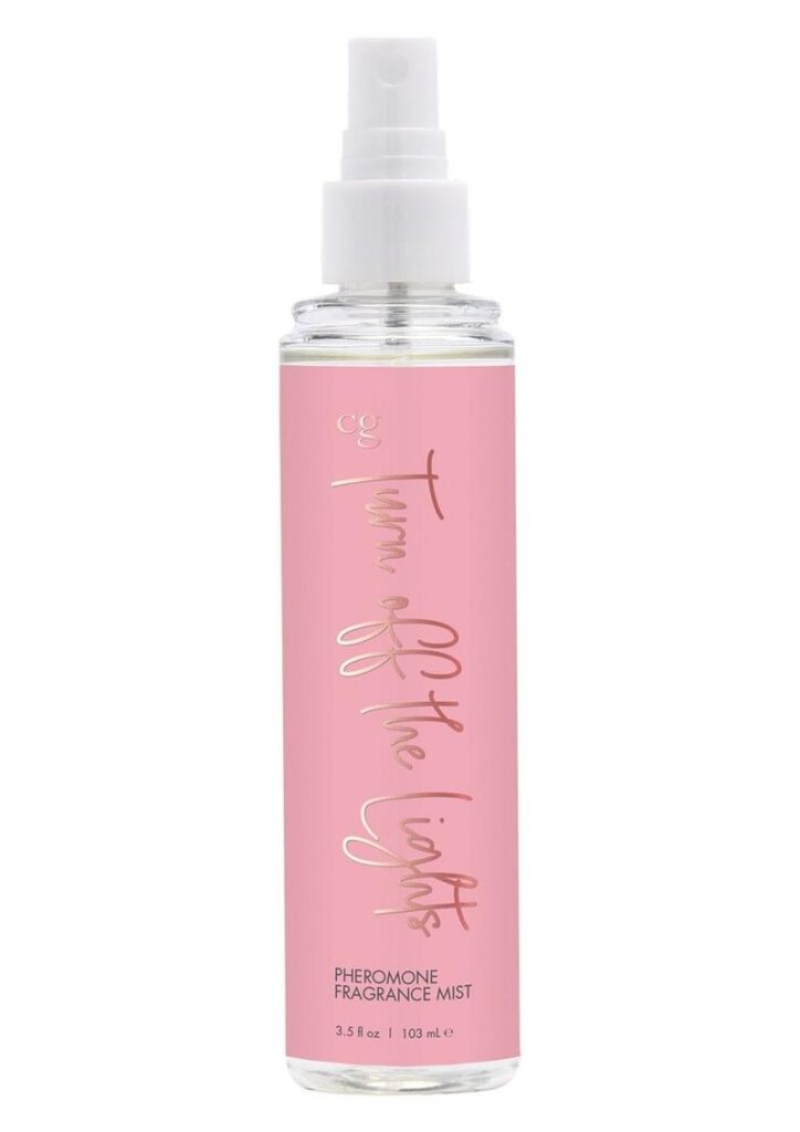 Get ready to Turn Off The Lights with this seductive pheromone infused perfumed body mist. The floral-oriental fragrance is an exotic blend of coconut and pineapple