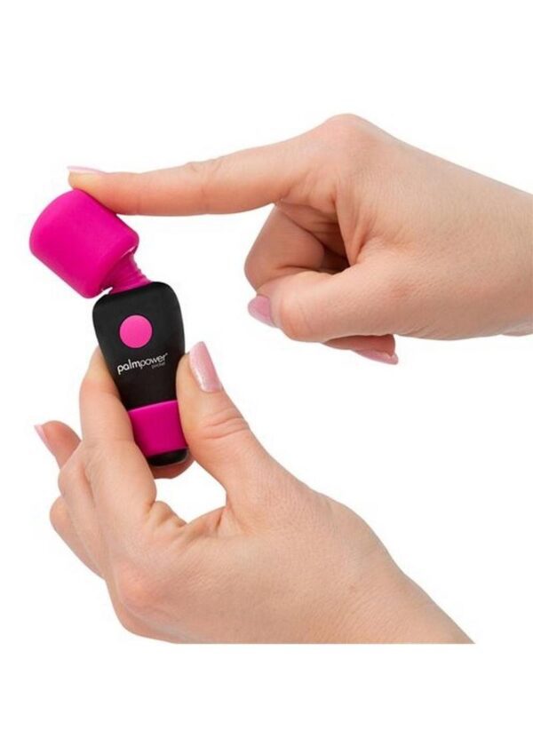 and USB charging cord for fun on the go! Key Features:  100% silicone removable head PowerBullet motor in the head Flexible neck Easy one-press button Removable comfort grip USB rechargeable Tiny and fits in the palm of your hand Multi-speed