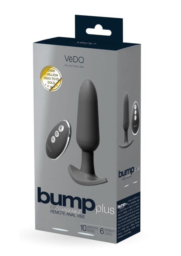 this badboy is a bit girthier and a little longer than its BUMP brother. The convenient recessed button makes wearing it around town easy peasy. And no more reaching around for those awkward mode changes