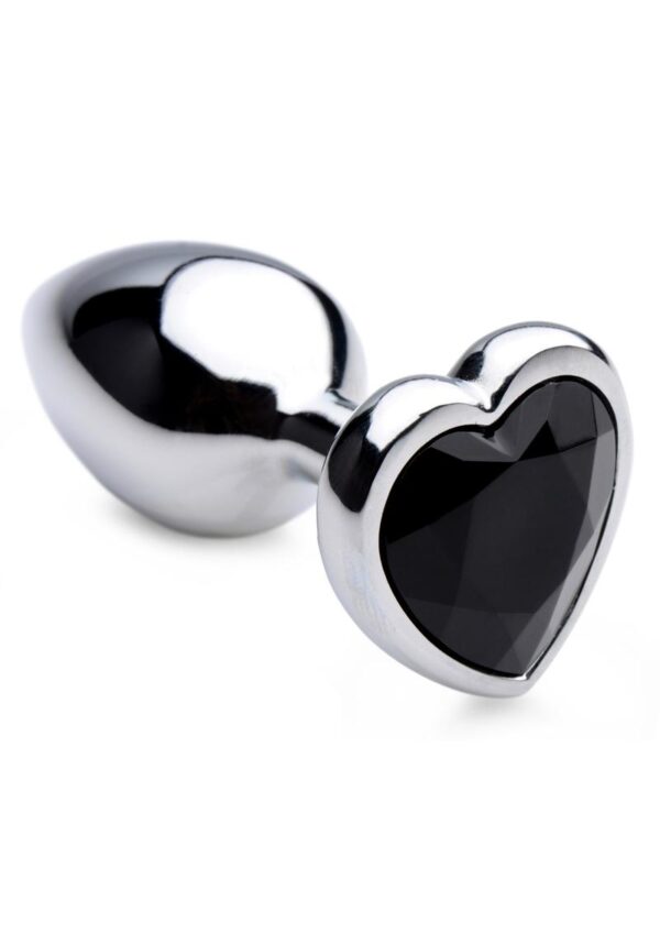 Decorate your derriere with this Dark Heart Anal Plug! The small size makes this plug perfect for beginners to begin their journey into the world of backdoor fun - use this plug to warm up your asshole for the main event
