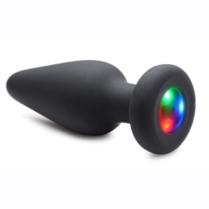 Light up the night with this light-up anal plug! Have some fun with your booty play and give your partner a light-show at the same time. This silicone anal plug has an LED light that shines red