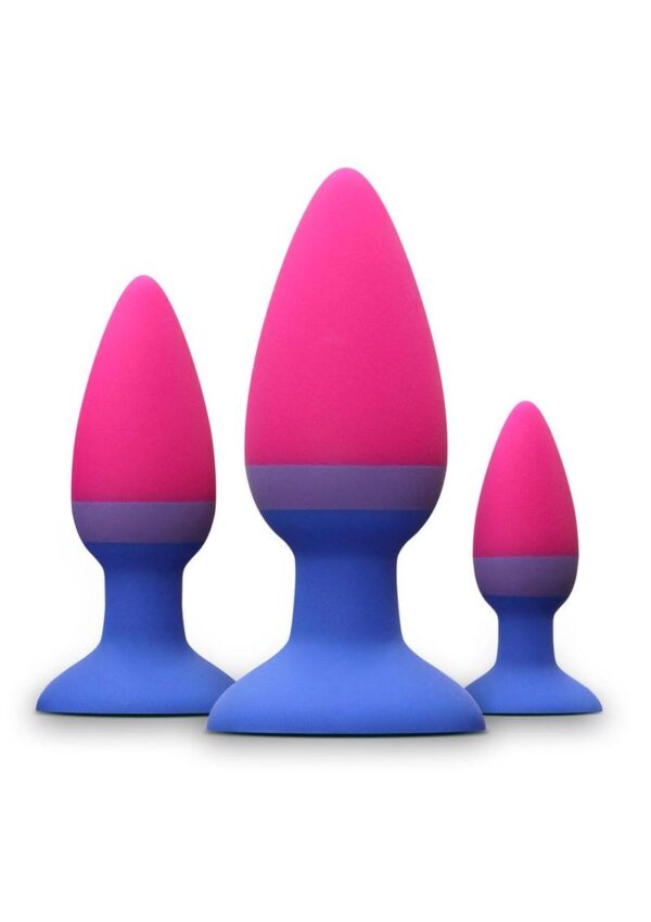 This eye-catching Trainer Kit includes three multi-colored plugs in graduated sizes with long necks and tapered tips for easy ion