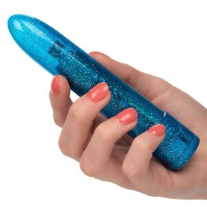 seamless body and rounded tip to let you effortlessly control stimulation. Whether youandrsquo;re taking a dip with a lover or indulging in a steamy solo session