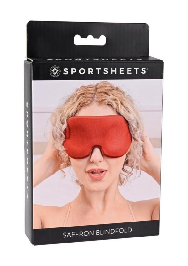 this accessory will help you cultivate truly unforgettable scenes. With multiple layers of memory foam and a total blackout experience