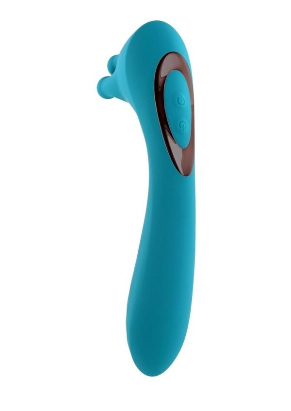 and the other a delicious trio of thick massaging fingers that rotate and vibrate in 9 speeds. The ergonomic handle rests comfortably in your hand