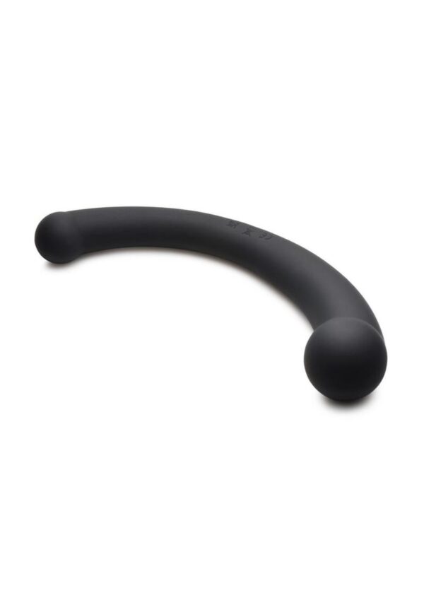 One of your favorite toys just got an upgrade! This crescent dildo comes with powerful vibrations that add to the sweet stimulation that you get with the curved design of this toy. Not only do you have extra leverage as the crescent shape helps you get to your P-spot or G-spot more easily; you also get 3 speeds and 7 patterns of rumbling vibration that you can feel through the dildo! The ends are covered in plush silicone making them softer than hard metal or plastic. The entire toy is covered with smooth