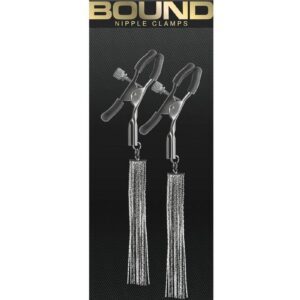 Bound`s clamps feature silicone tips for a better comfort and fit. Dangling chains.