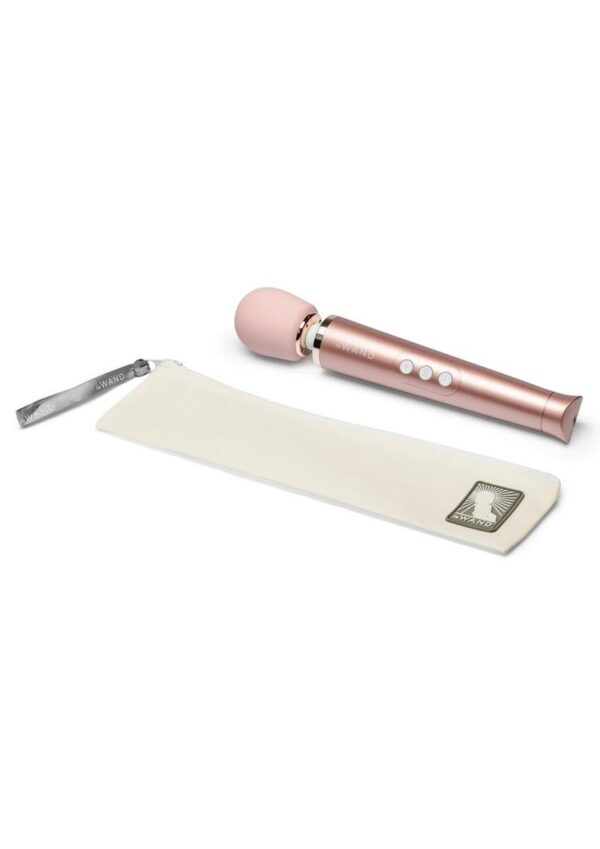 powerful wand features 10 rumbly vibration speeds and 6 vibration patterns. The sleek and stylish design provides focused vibration in the head of the wand. The user-friendly size of Le Wand Petite is great for those new to vibrating massagers. The lightweight