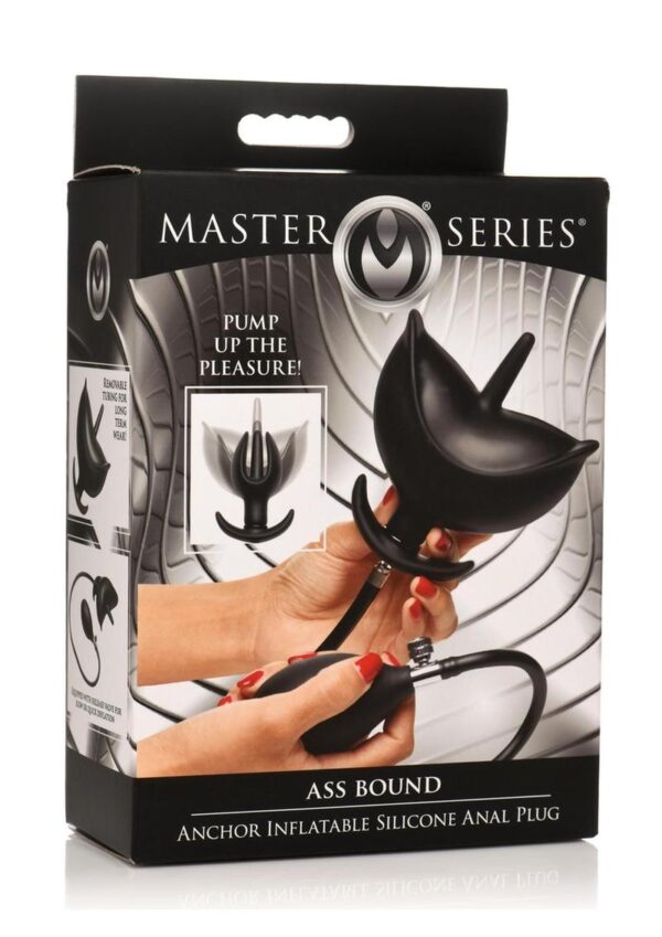 soft silicone has a tapered tip in the center and curved