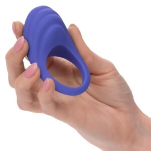 offering a new dimension of connectivity and excitement in your shared moments. The ring can be used independently or controlled via a user-friendly