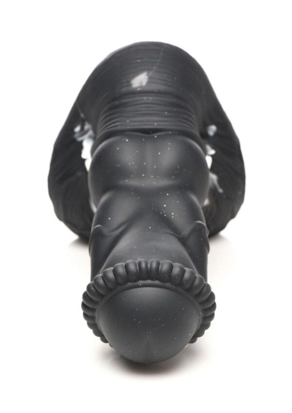 suction-cup base has a strong seal and is harness-compatible. Made out of premium