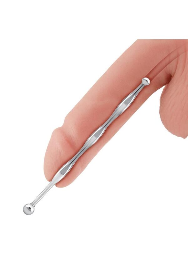this urethral toy is designed for both pleasure and safety. The wavy texture provides an exciting and unique sensation as you  and remove it