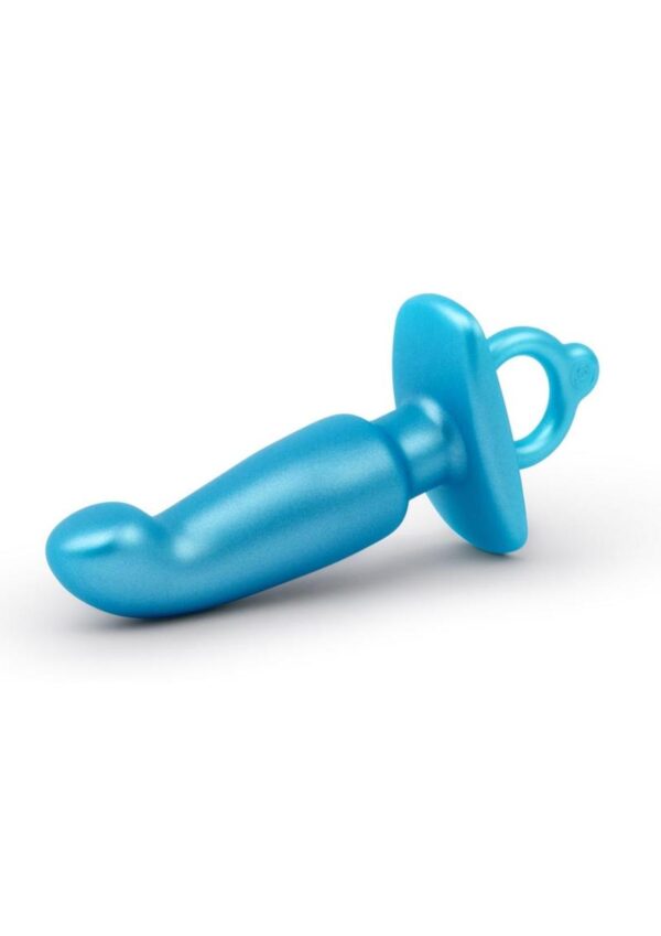 The b-Vibe Hither Plug is ergonomically designed to mimic the come-hither finger motion that massages your P-spot with a precision point and a super-soft