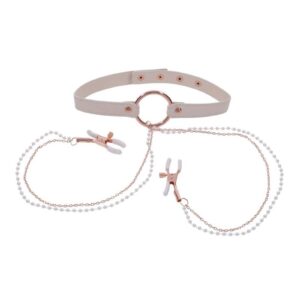 while the adjustable collar guarantees a snug fit for all peach enthusiasts. Secure the rose gold clasp