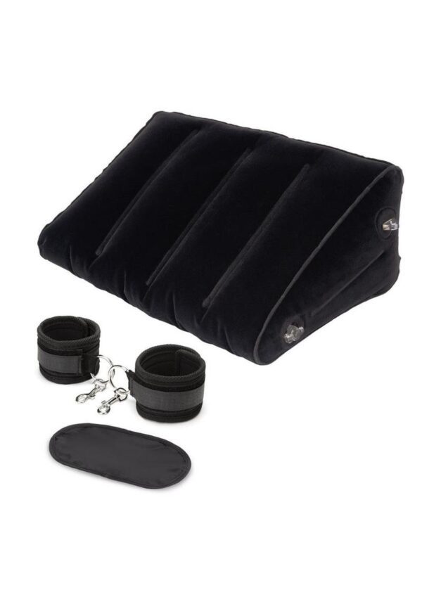 Add the lift that your intimate play needs with Lux Fetish`s Inflatable Position Wedge With Detachable Cuffs that can be adjustable for a customized firmness level. Secure and comfortable adjustable cuffs ensure safety and comfort during play. Crafted with durable materials