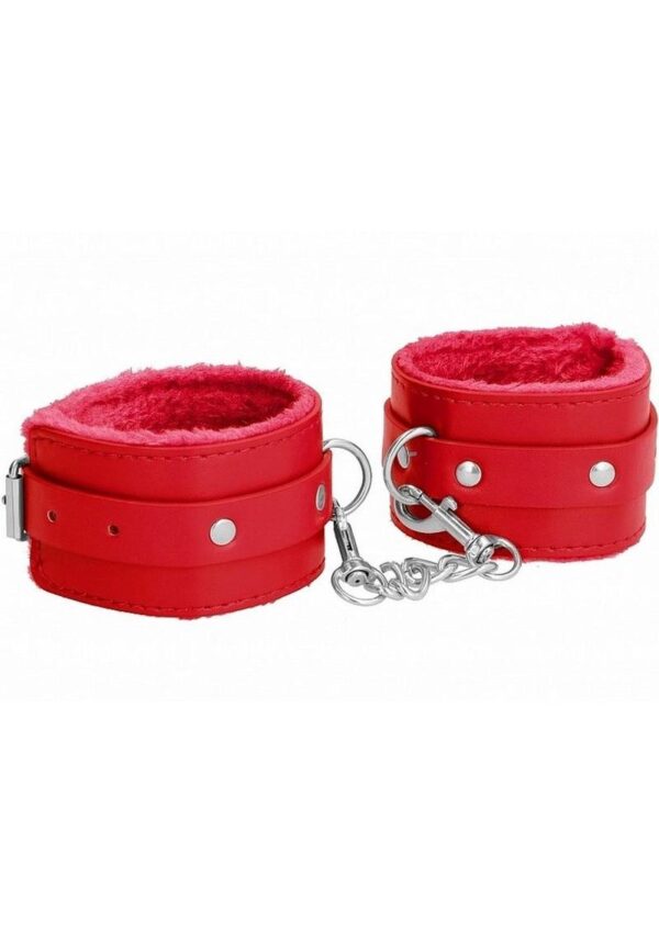 The OUCH! Plush wrist cuffs have been designed with comfort in mind while being tied up in your play! The cuffs have a furry lining
