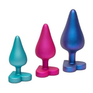 Meet ROMP Luster THE INNER GLOW Progressively increasing sizes available: Small: 2.9 cm / 1.14 in diameter at largest point Medium: 3.4 cm / 1.34 in diameter at largest point Large: 4.1 cm / 1.61 in diameter at largest point Slim tip for easy ion Flared heart-shaped base for safe useandnbsp; Skinny neck for long term wear Body-safe siliconeandnbsp; .  andnbsp;