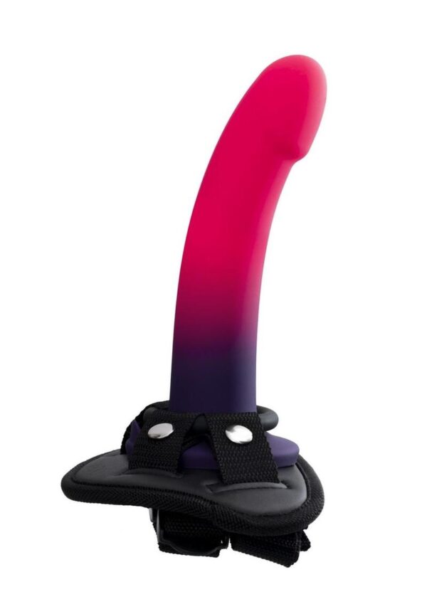 THIS BAD BOY AIMS TO PLEASE. IT FEATURES A SUPER SUCTION CUP WITH AN EASY-RELEASE TAB
