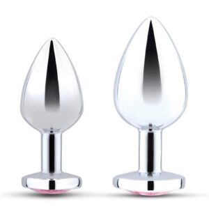 Introducing a luxurious duo who know a thing or two about enhancing your intimate moments: the b-Vibe Jewel Metal Training Set. With eye-catching heart-shaped pink gem bases and sleek metal bodies