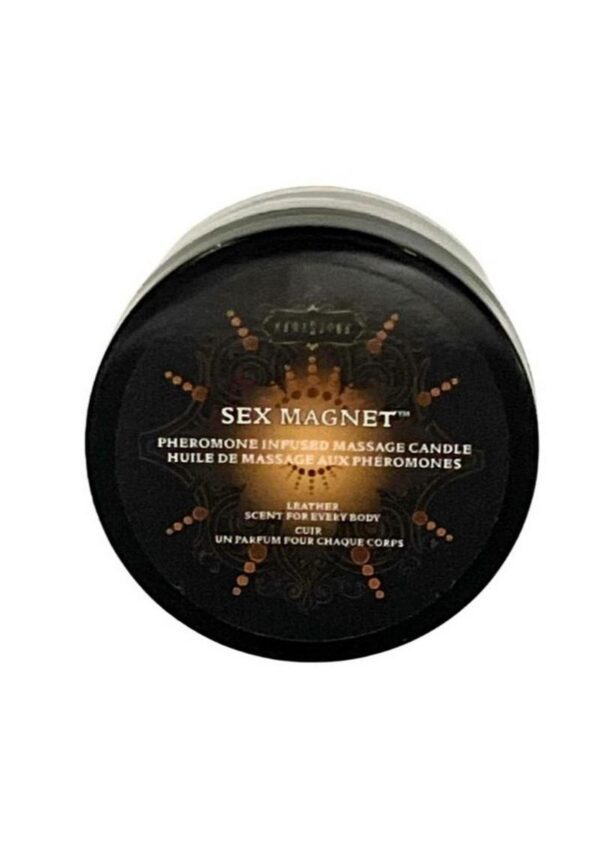 balanced by the sensual smoothness of cedar. The warm melty formula is never too hot and makes it a pleasure to give or receive a sensuous