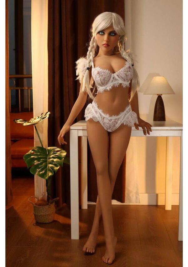 natural poses.nGel filled breastsnSelf Standing design