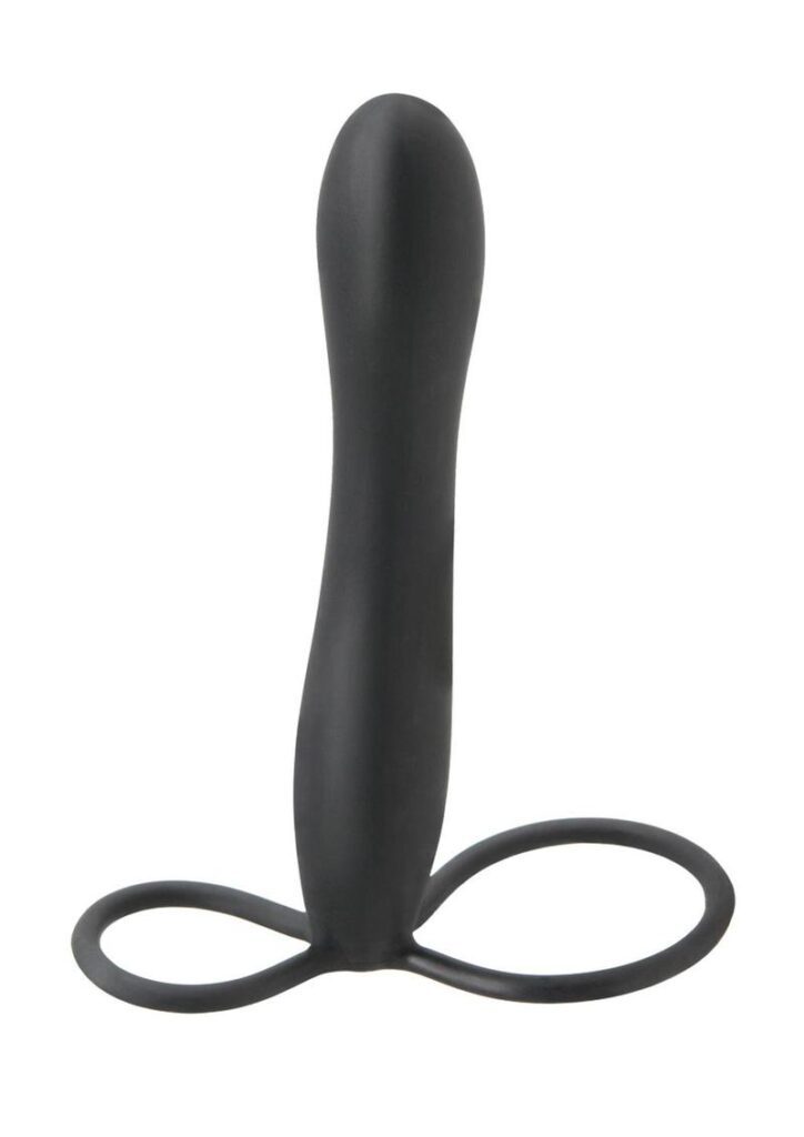 Double your pleasure and double the funwith this strap-on dildo two`s better than one! The silicone ring on the top of the shaft acts as a performance-enhancing cock ring