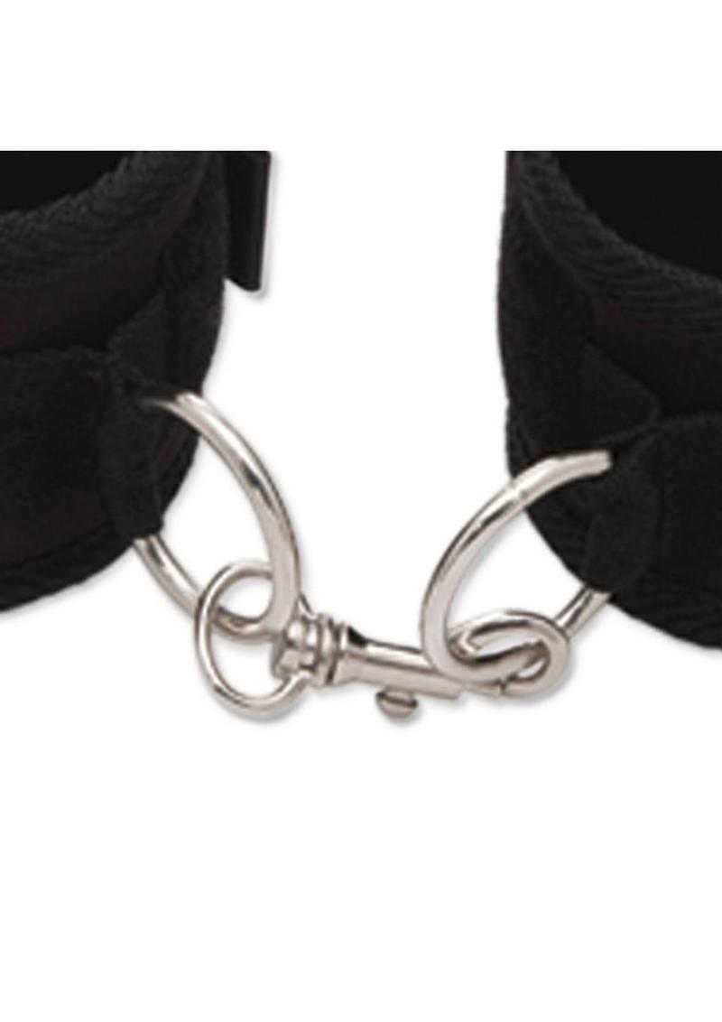 Lux Fetish Sexy Suction Shower Cuffs Adjustable (2 piece set) - Black - Image 4