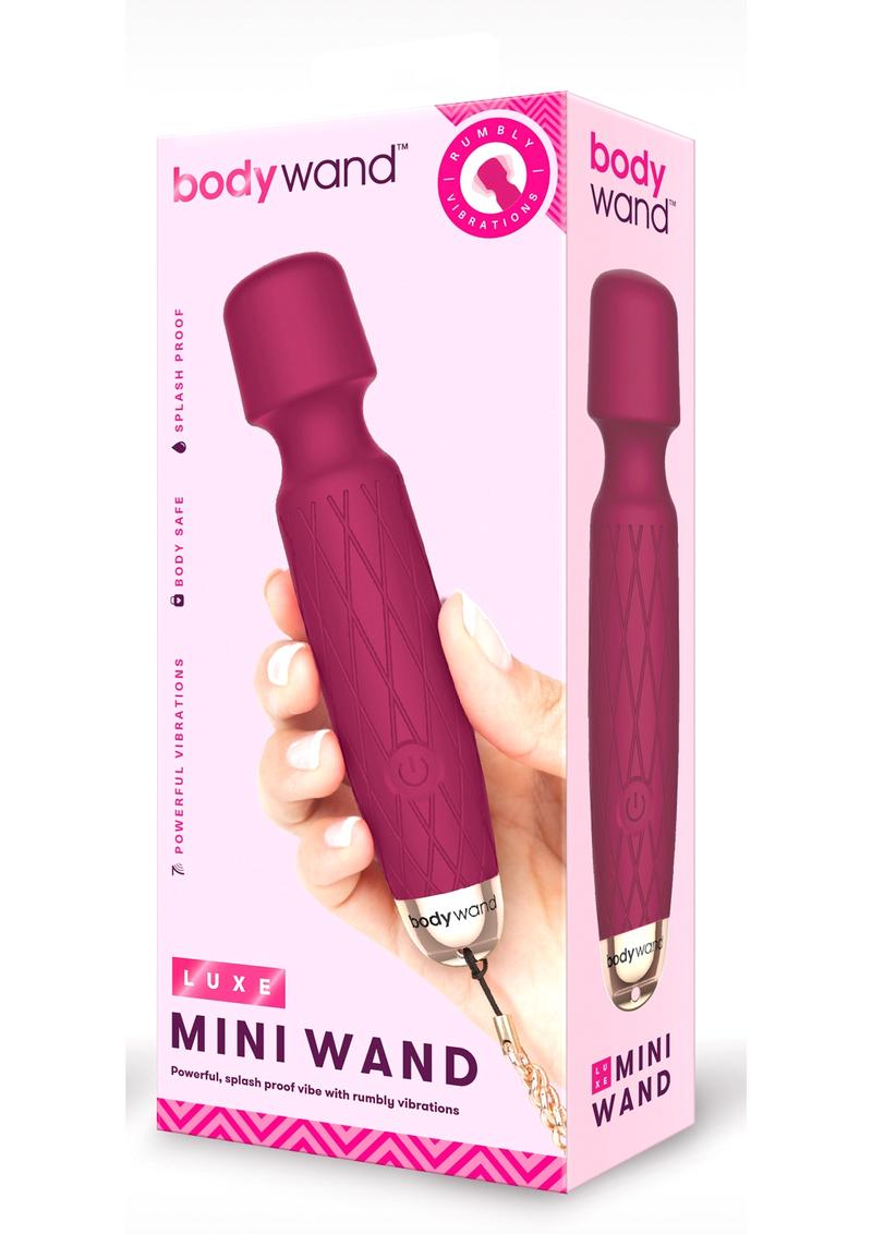 a small yet powerful vibe. Powerful massage wand for solo or shared pleasure Perfectly sized fits easily in the palm of your hand Large head and flexible neck are perfect for deep-tissue massage 100% splashproof and shower friendly 7 vibration modes Includes rose gold metal bracelet One year warranty