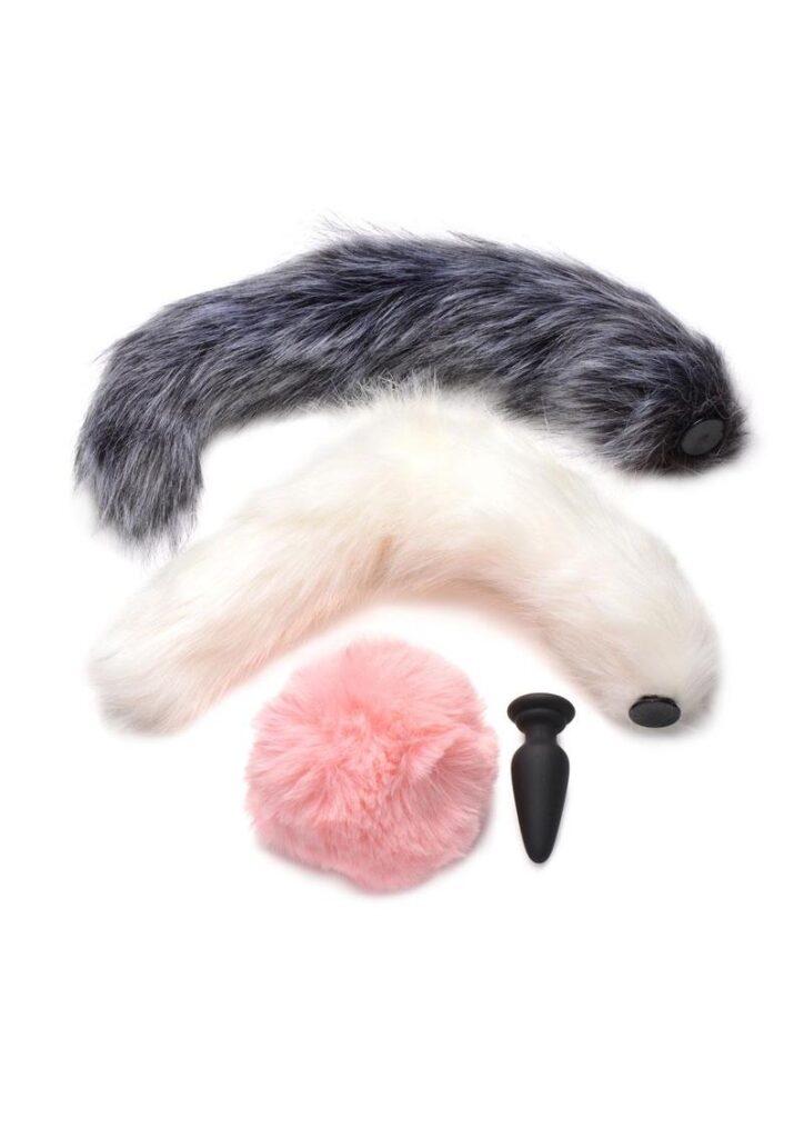 Let your wild side come out to play with these animal tails! This set comes with 3 different tail attachments. Enjoy switching between a pink rabbit tail
