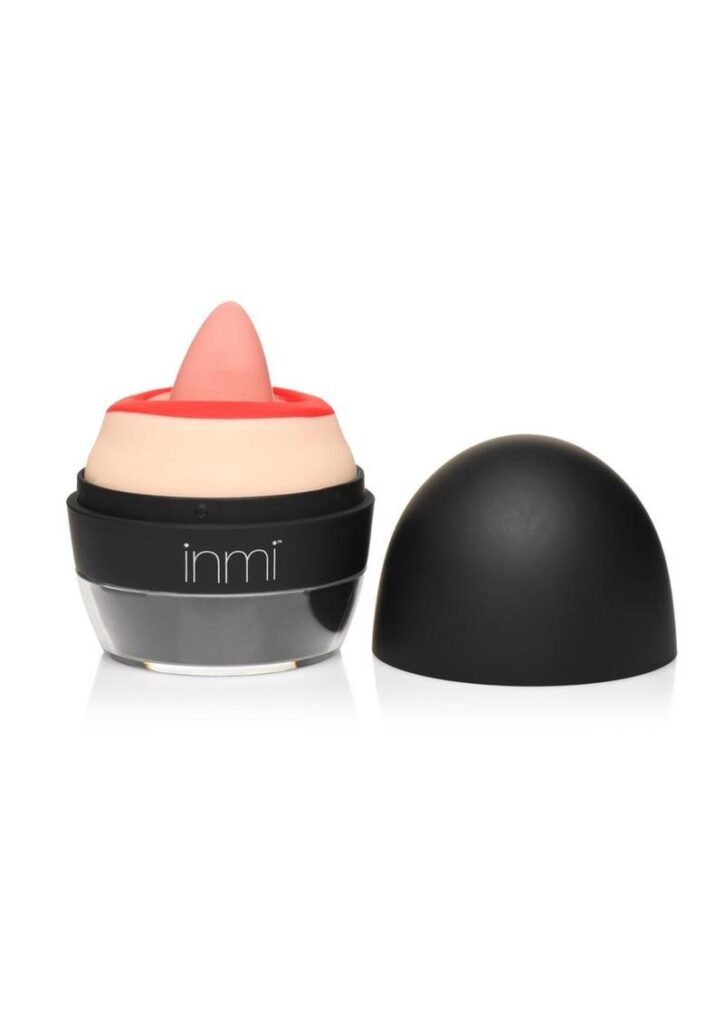 Let these luscious red lips and soft