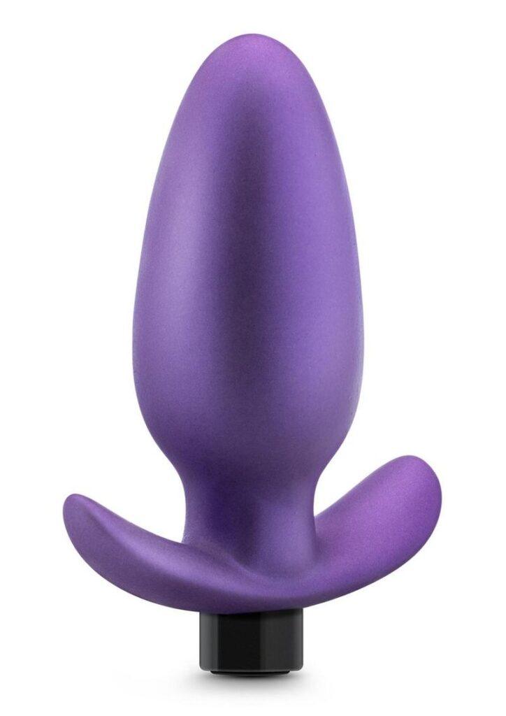 For anyone looking to explore new anal sensations alone or with a partner! Anal Adventures Matrix is ready to delight! Enveloped with a shimmering iridescent finish The Excelsior Plug is designed to provide maximum stimulation and pleasure. Its sleek