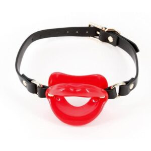 Tease and tantalize your submissive lover with Fetish and Fashion`s collection of seductive ball gags. Silicone mouthpiece. Strap is made from synthetic materials (PU) and nickel-free hardware and features an adjustable buckle closure. Fetish andamp; Fashion Ball Gags are available in a variety of shapes and sizes. Kourtney is a breathable ball gag. Waterproof Rating - IPX8.