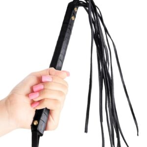 Show your lover whos boss with the Fetish Fantasy First-Time Flogger. One smack of the cat o nine tails tresses and your lover will know whos in charge!- 20 (51.4cm)- Material: PVC