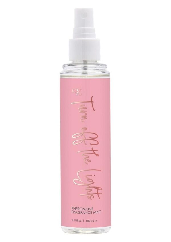 Get ready to Turn Off The Lights with this seductive pheromone infused perfumed body mist. The floral-oriental fragrance is an exotic blend of coconut and pineapple