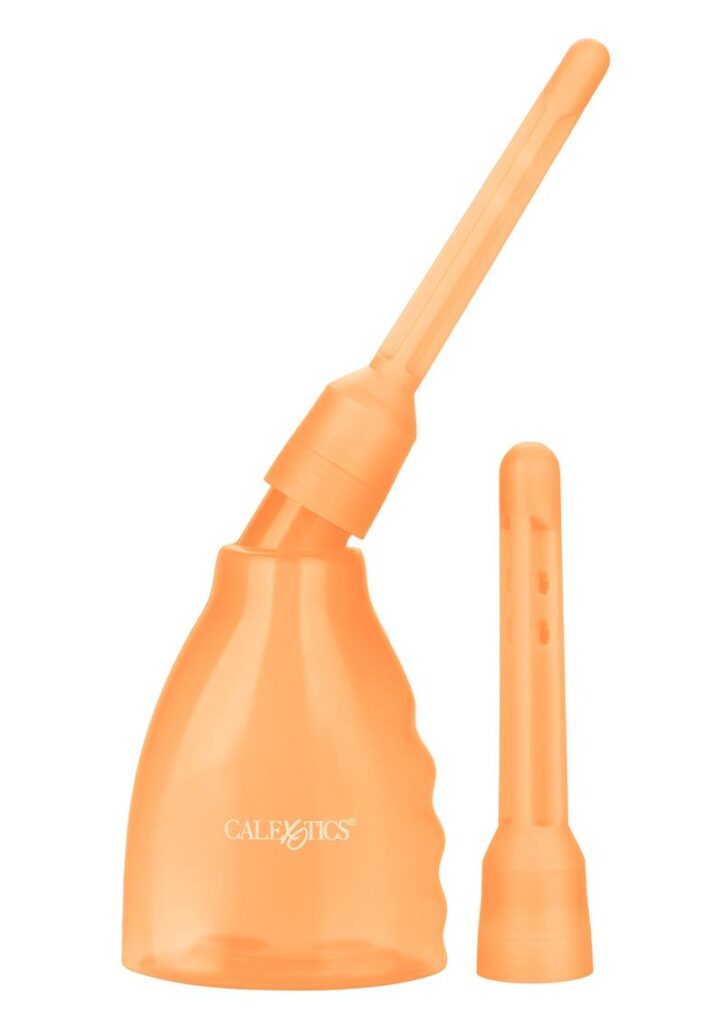 FEATURES:    Reusable douche system with transparent bottle and 2 interchangeable nozzles  Disassembles for easy cleaning  Holds up to 5.41 fl. oz.      Dimensions:  Slim Nozzle:  3.25 x .25 in.  Standard Nozzle:  3.5 x .5  in.  Package:  2 x 4 x 8.5 in.