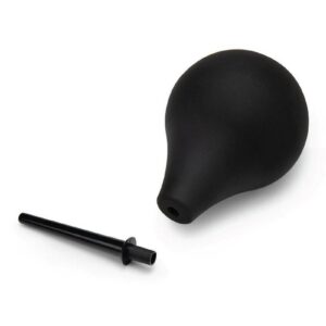 Our classic enema is a 4-piece set that includes step-by-step instructions