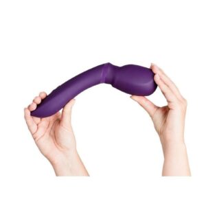 Wand 2 is an effortless massager. Its discreet Smart Silence feature automatically pauses upon contact with your body and can be easily deactivated. The Wand 2 is waterproof